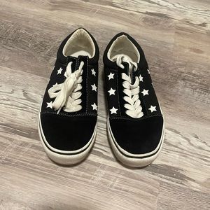 STEVE MADDEN STAR SNEAKERS